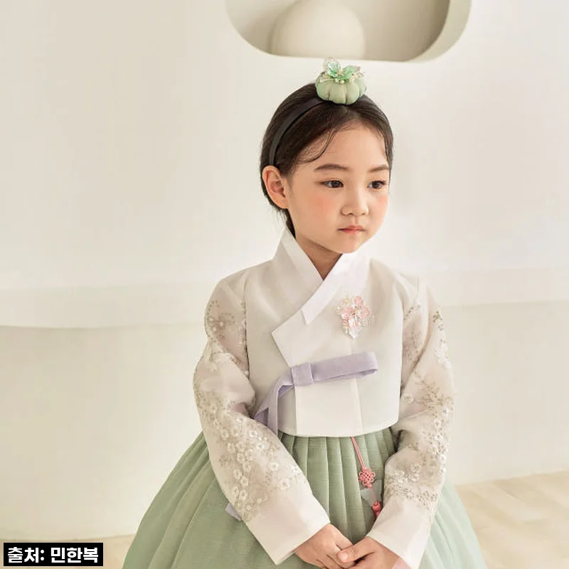 민한복 여우별아씨 프리미엄 전통 한복 사용후기 - 고급스러움과 세심한 디테일에 반하다