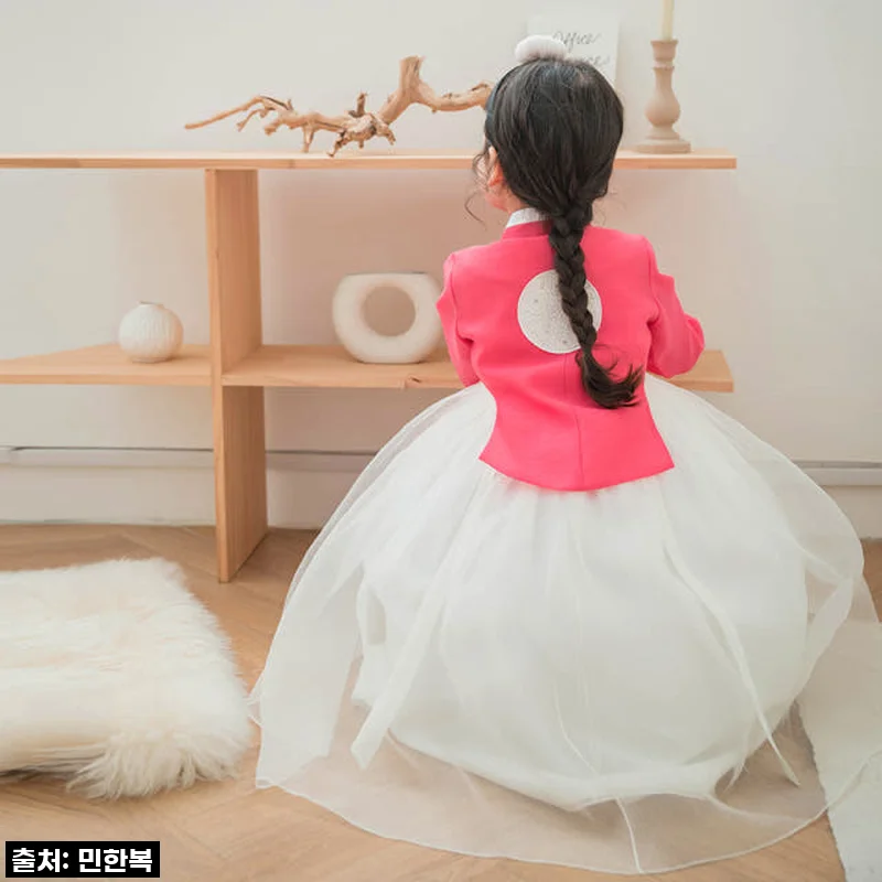 민한복 하양송이 프리미엄 한복 사용후기 – 아이 첫 한복으로 딱이었어요
