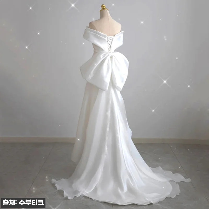 새틴 약혼 피로연 스냅촬영 이브닝 본 관련 이미지 1