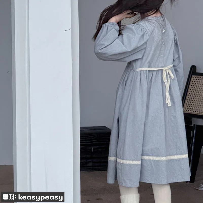 토숀 레이스 배색 핀턱주름 셔링 드레 관련 이미지 3
