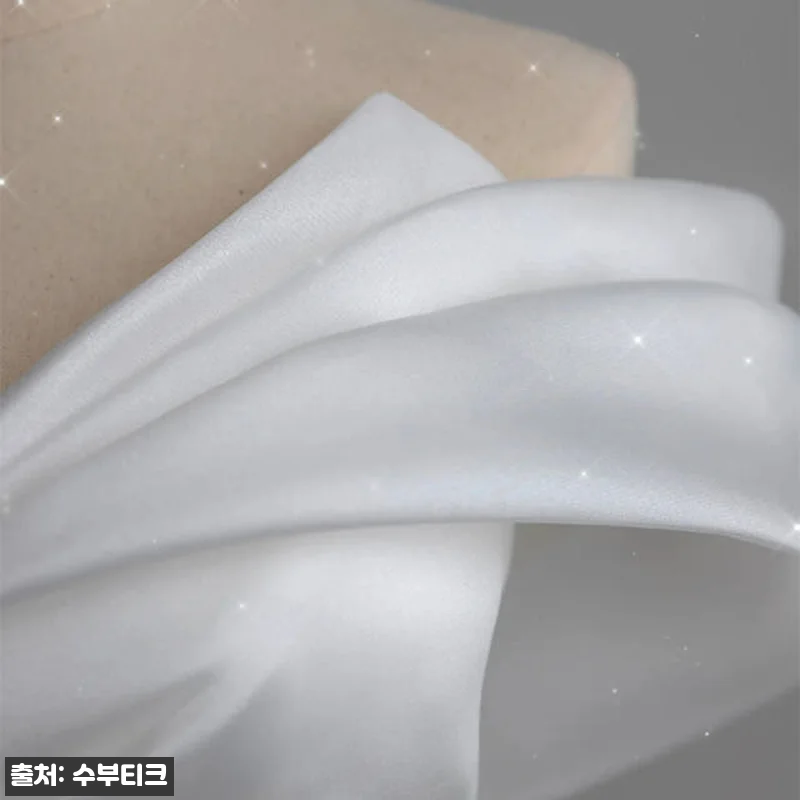 새틴 약혼 피로연 스냅촬영 이브닝 본 관련 이미지 4