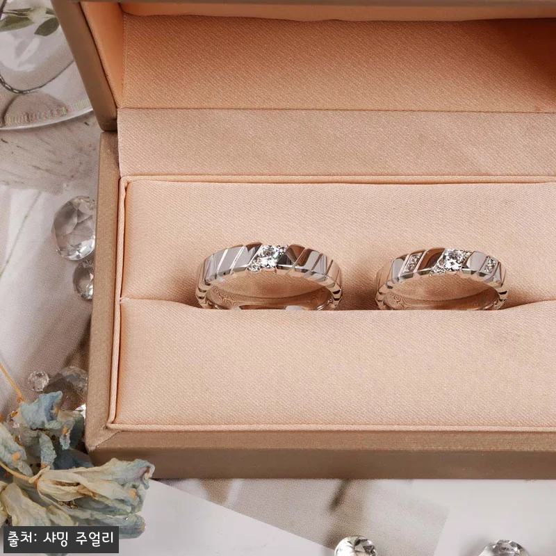 1부 다이아 커플링 듀엔 심플 금 반지, 결혼기념일 선물로 눈여겨본 할인 정보 9 1부 다이아 커플링 듀엔 심플 금 반 관련 이미지 2