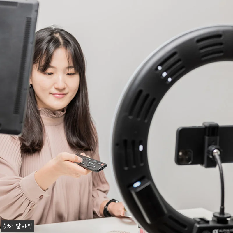 알파믹 18인치 방송 영상 촬영 뷰티 관련 이미지 4