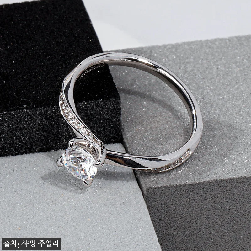5부 다이아 반지 샤인 키스미, 프로포즈·웨딩 밴드로 눈여겨볼 이슈템 18 5부 다이아 반지 샤인 키스미, 프로 관련 이미지 6