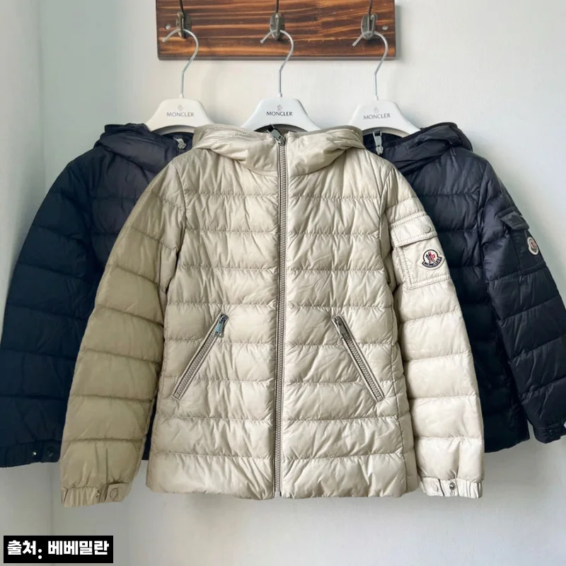 26SS 몽클레르 키즈 GLES 글레스 다운 패딩 블랙 네이비, 23% 할인으로 확인한 구매 포인트